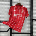 Nottingham maillot foot domicile 2025 2026