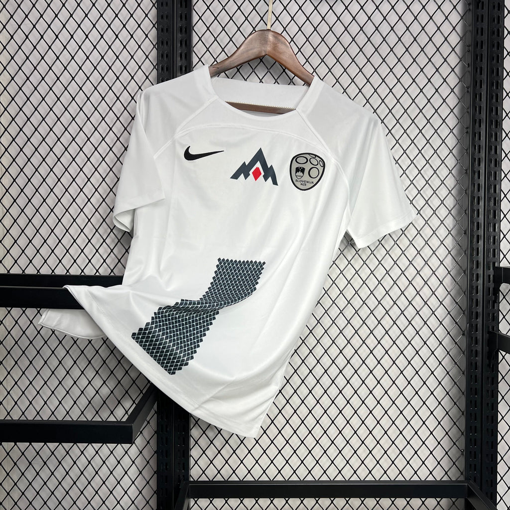 Slovaquie maillot foot 2024 2025