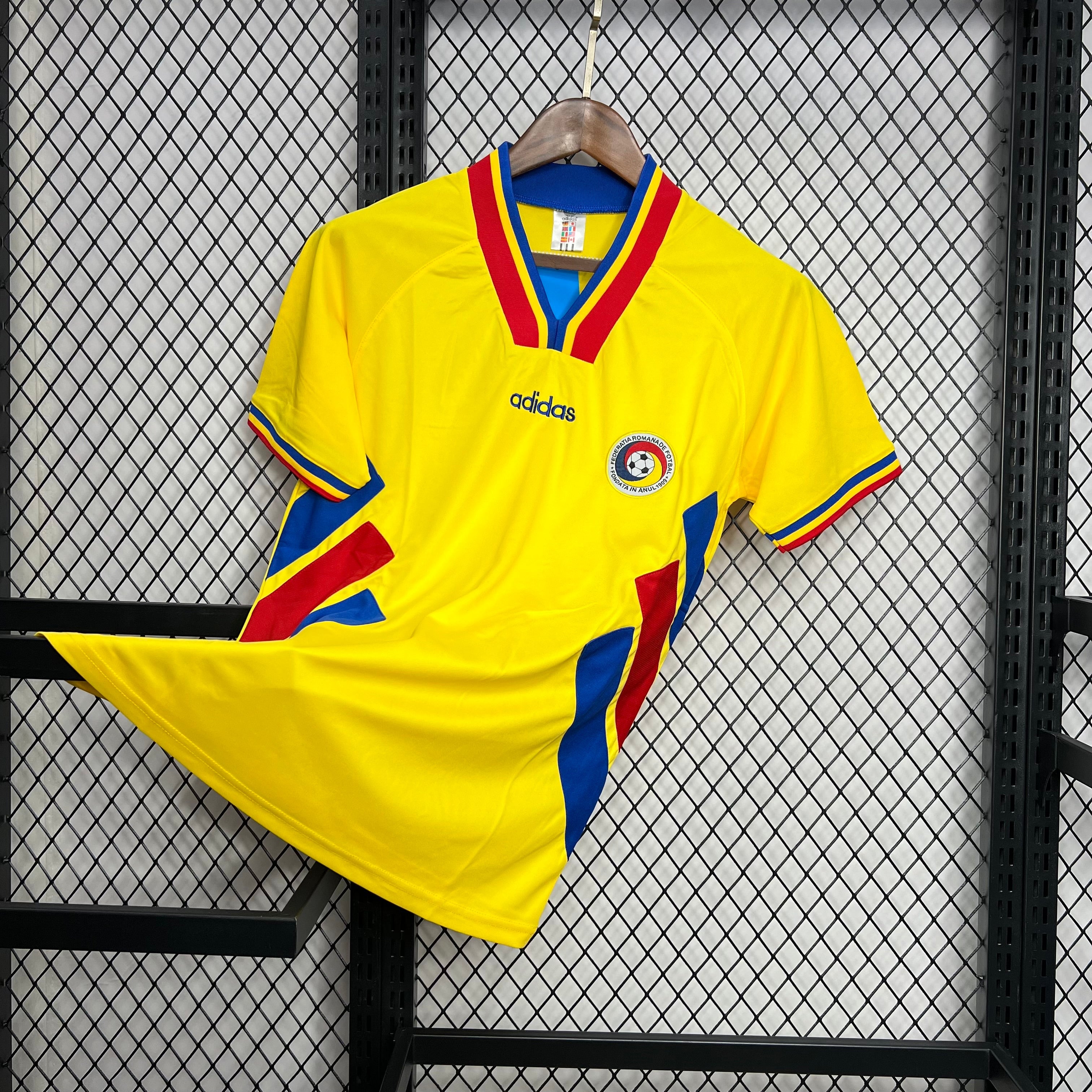 Roumanie maillot foot rétro 1994