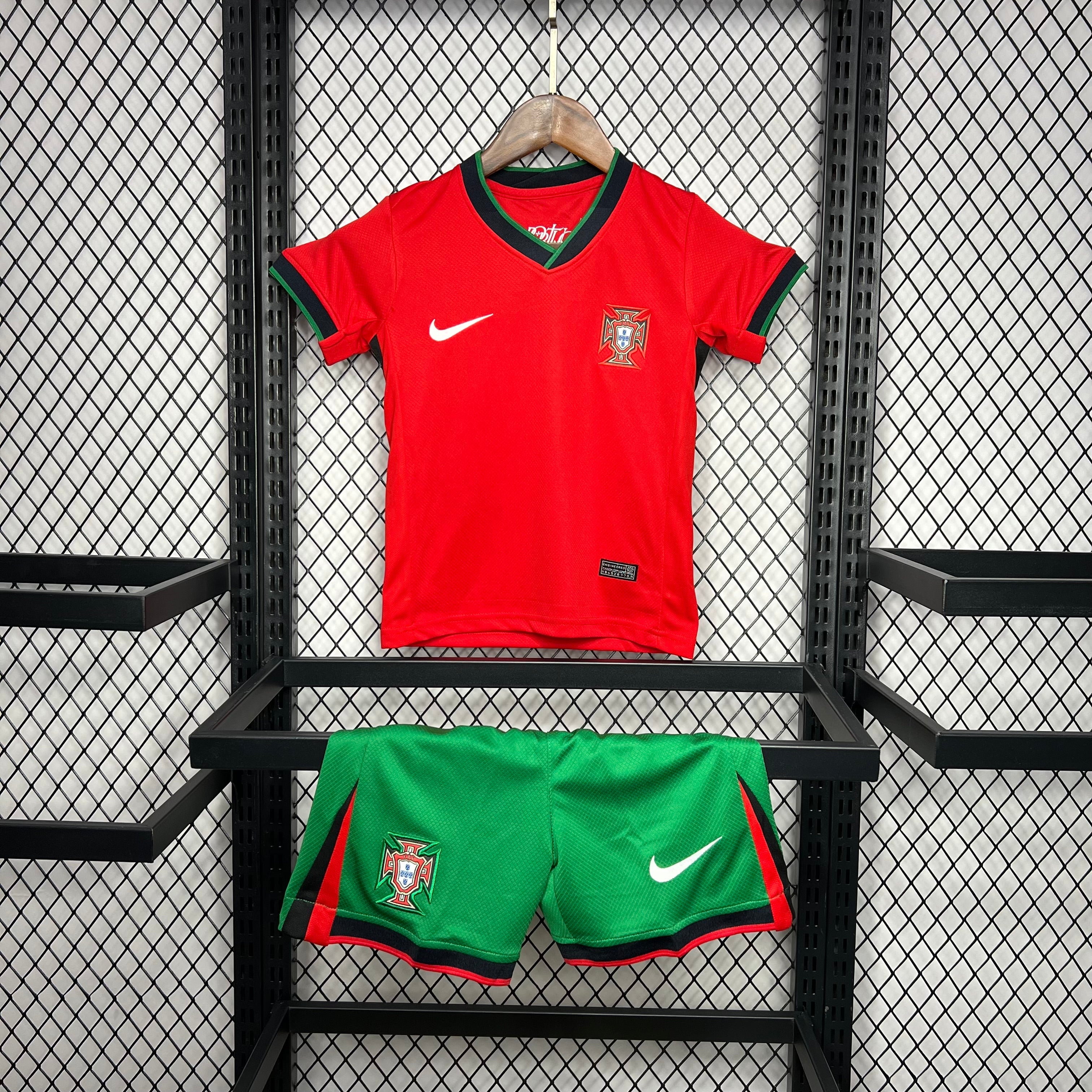 Kit Enfant Portugal 2024 2025