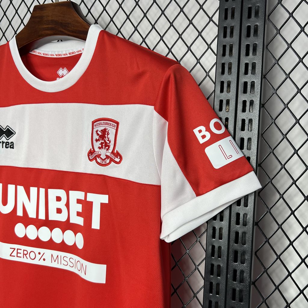 Middlesbrough maillot foot domicile 2024 2025