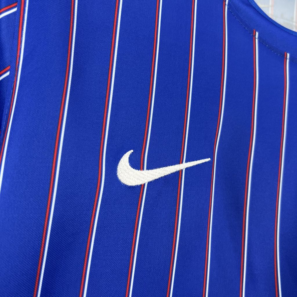 Équipe de France maillot foot entraînement Coupe Du Monde 2026 2027 Jacquemus