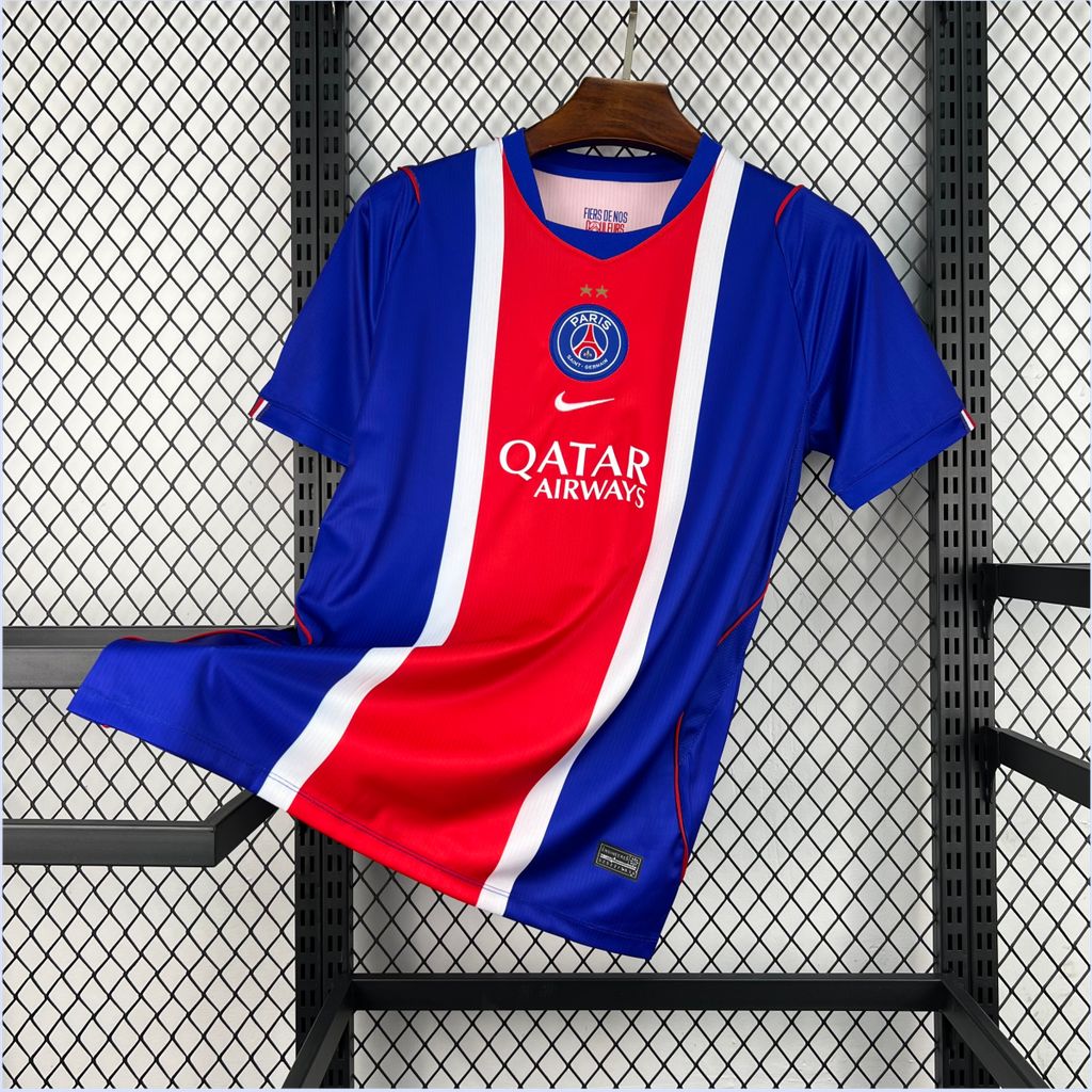 PSG Paris Saint Germain maillot foot domicile 2026 2027