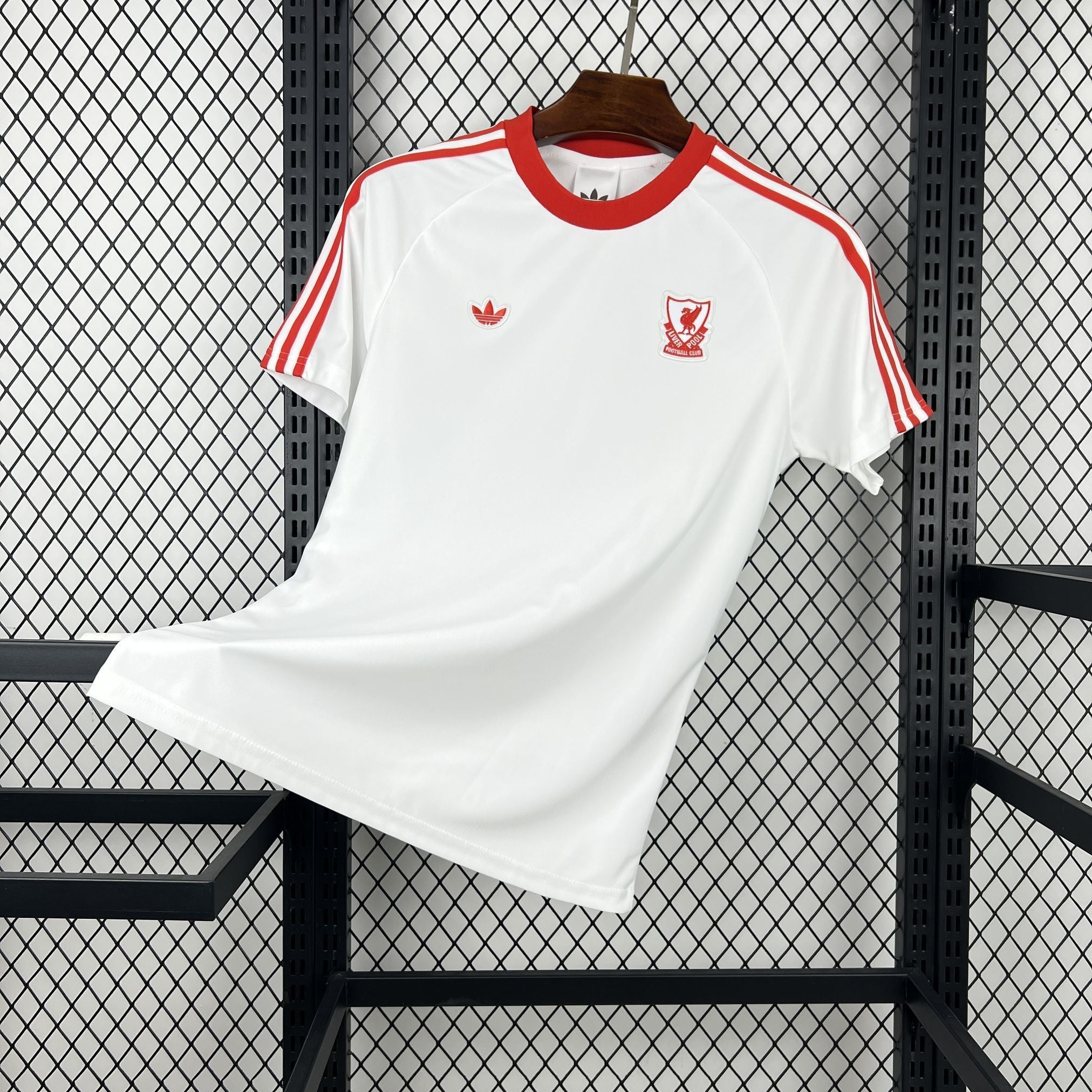 Liverpool maillot foot 2026 2027