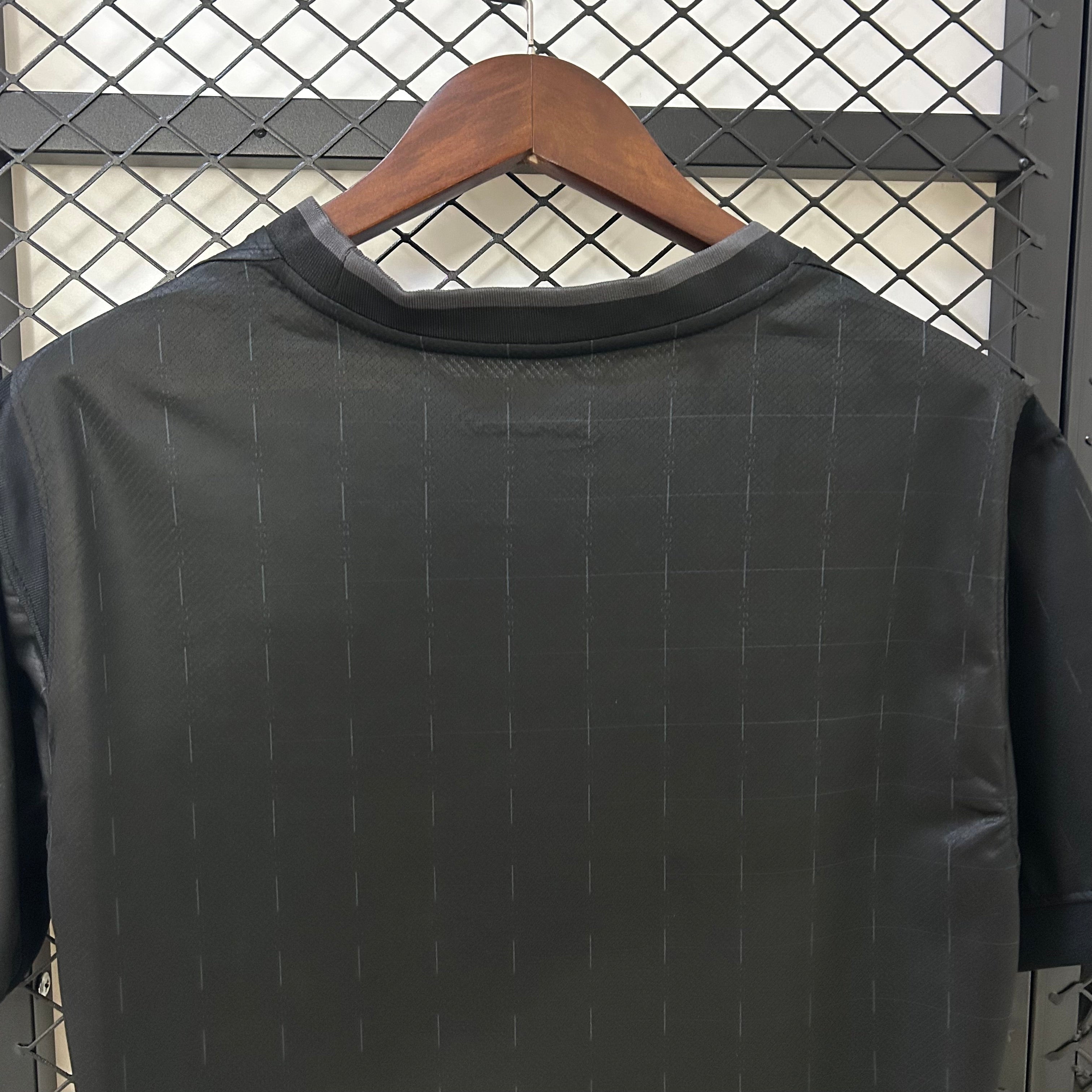 Tottenham maillot foot noir extérieur 2025 2026