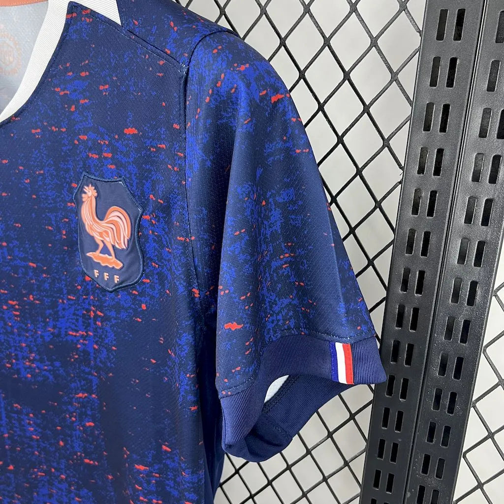 Équipe de France Féminine maillot foot domicile 2025 2026