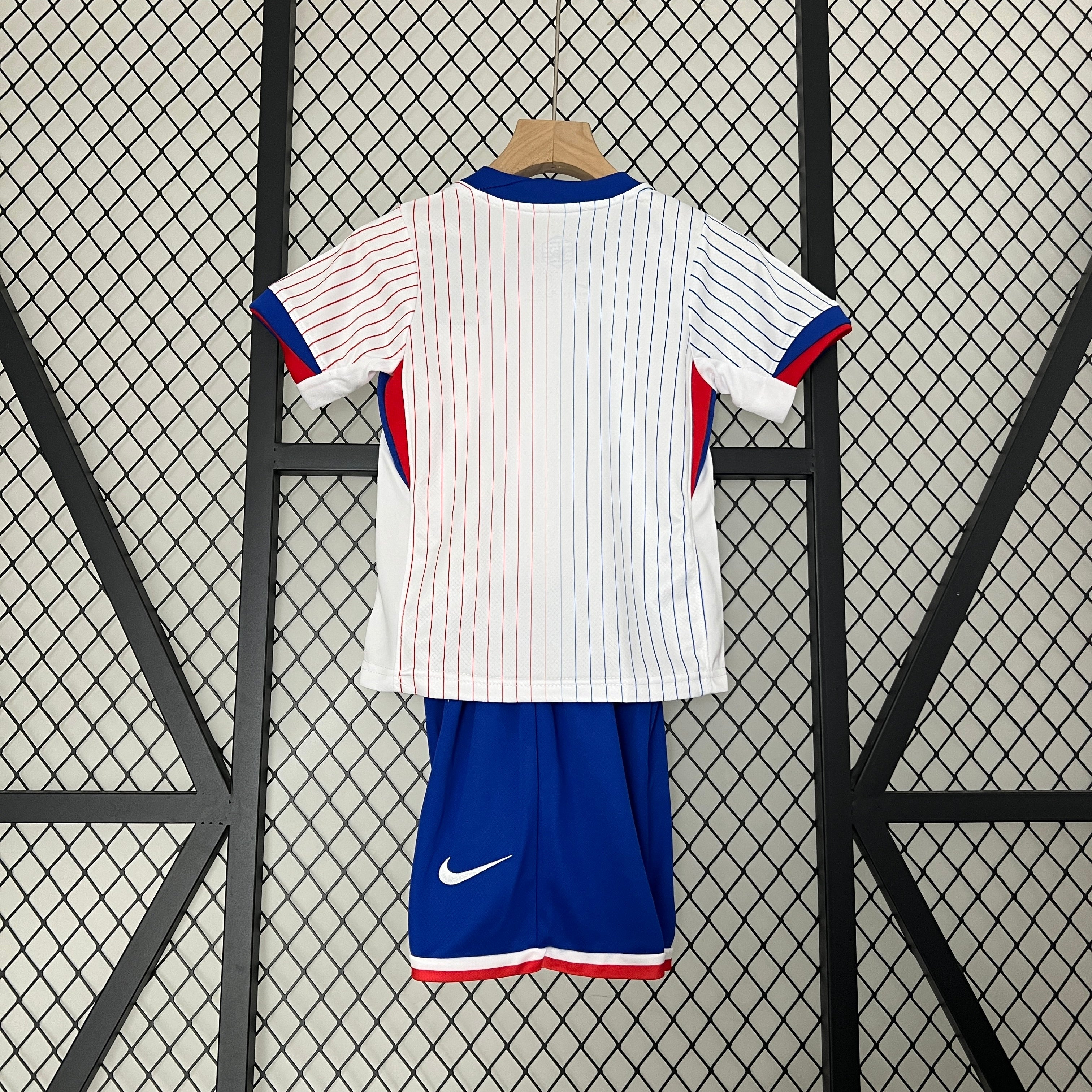 Kit Enfant Équipe de France 2024 2025 EURO2024