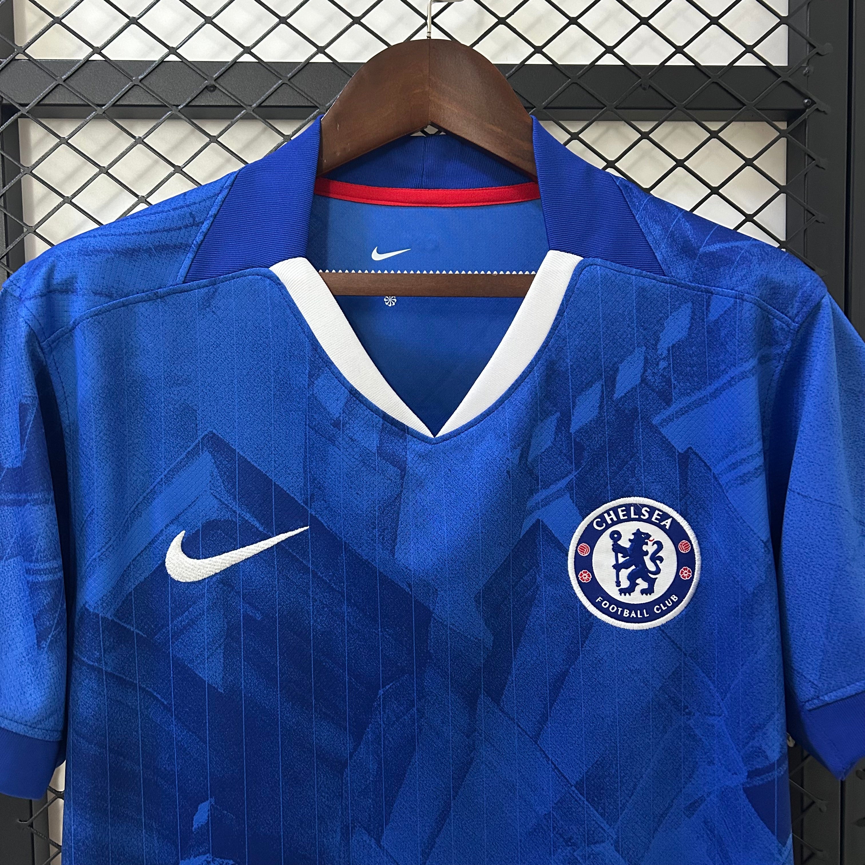 Chelsea maillot foot domicile 2025 2026