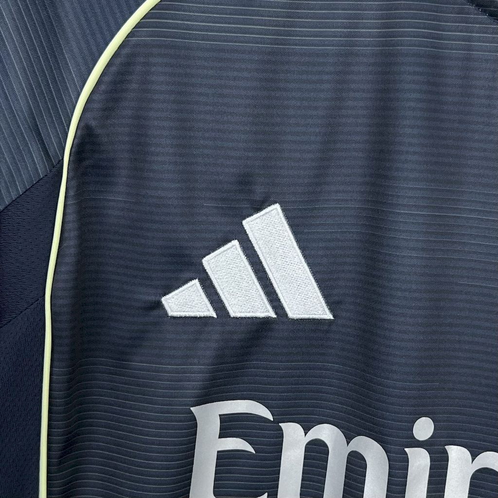 Maillo Foot  Real Madrid 2025 2026 Manches Longues