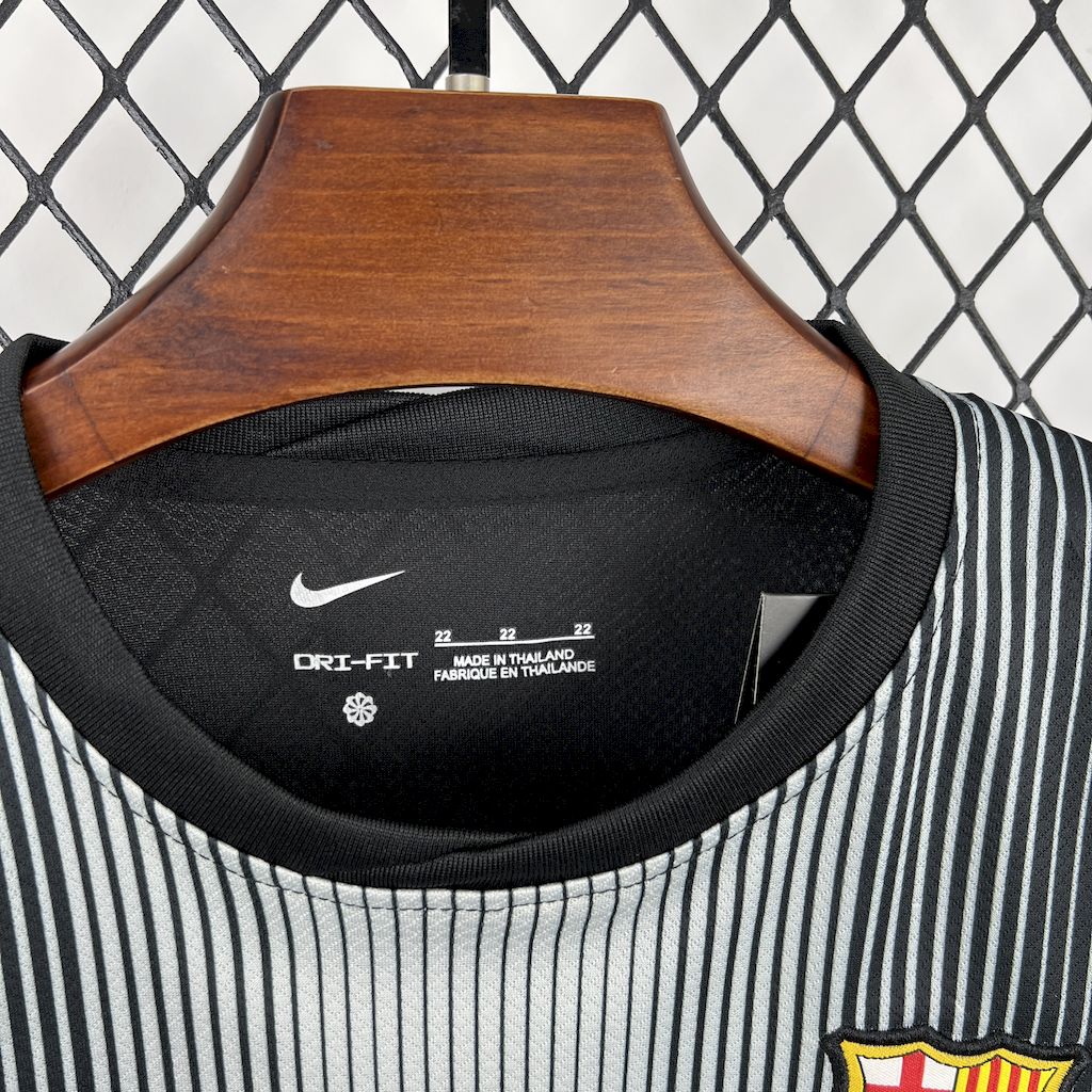 Kit Enfant FC Barcelone 2025 2026