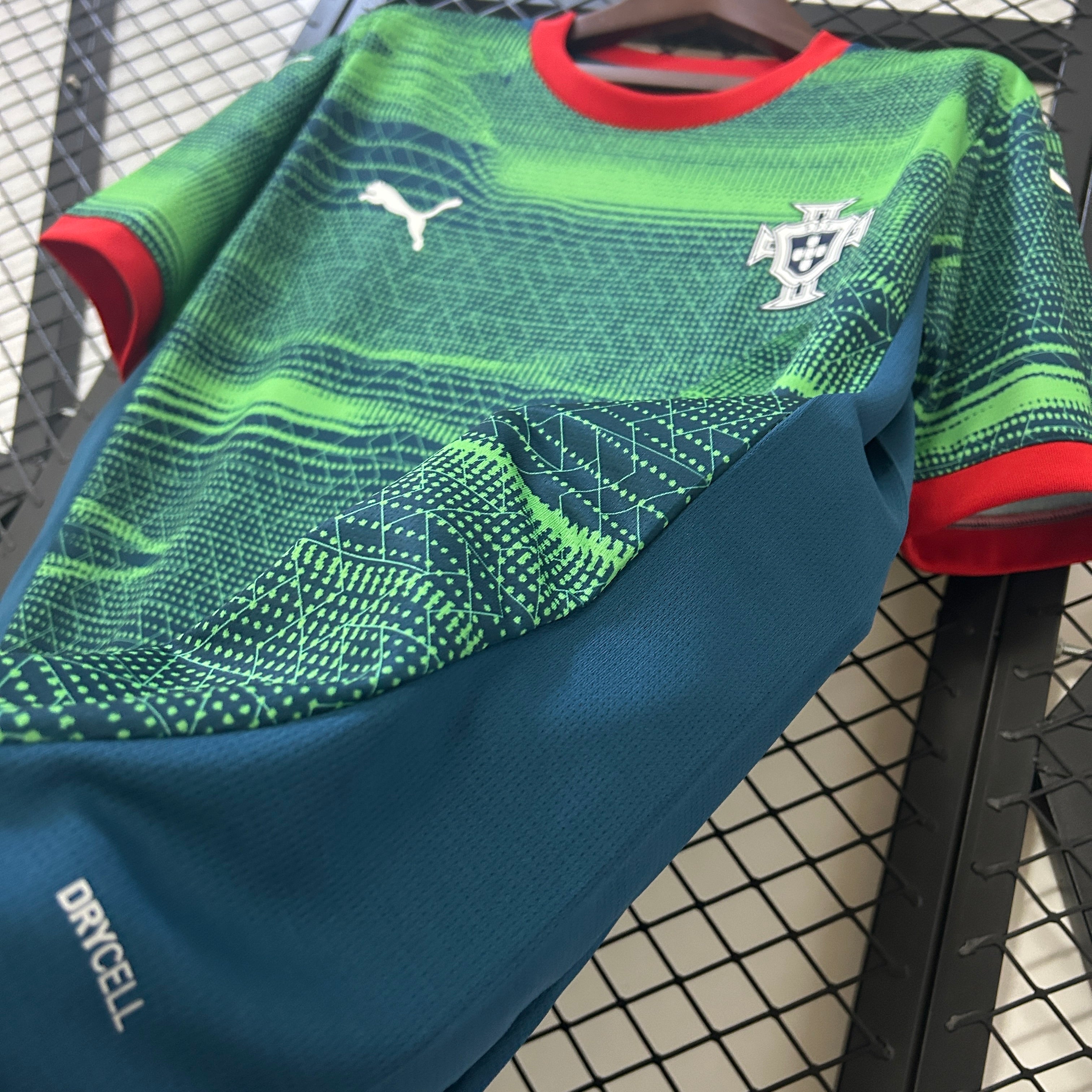 Portugal maillot foot entraînement 2025 2026