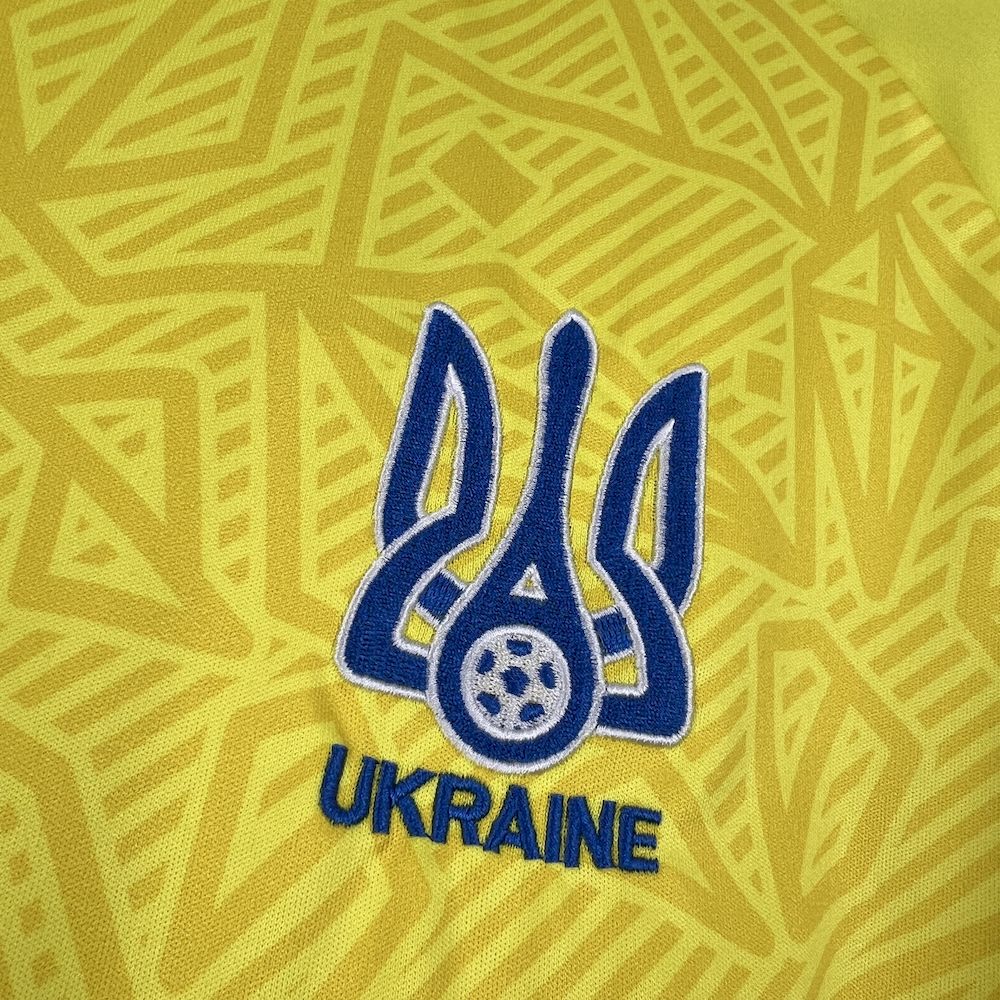 Ukraine maillot foot 2026 2027