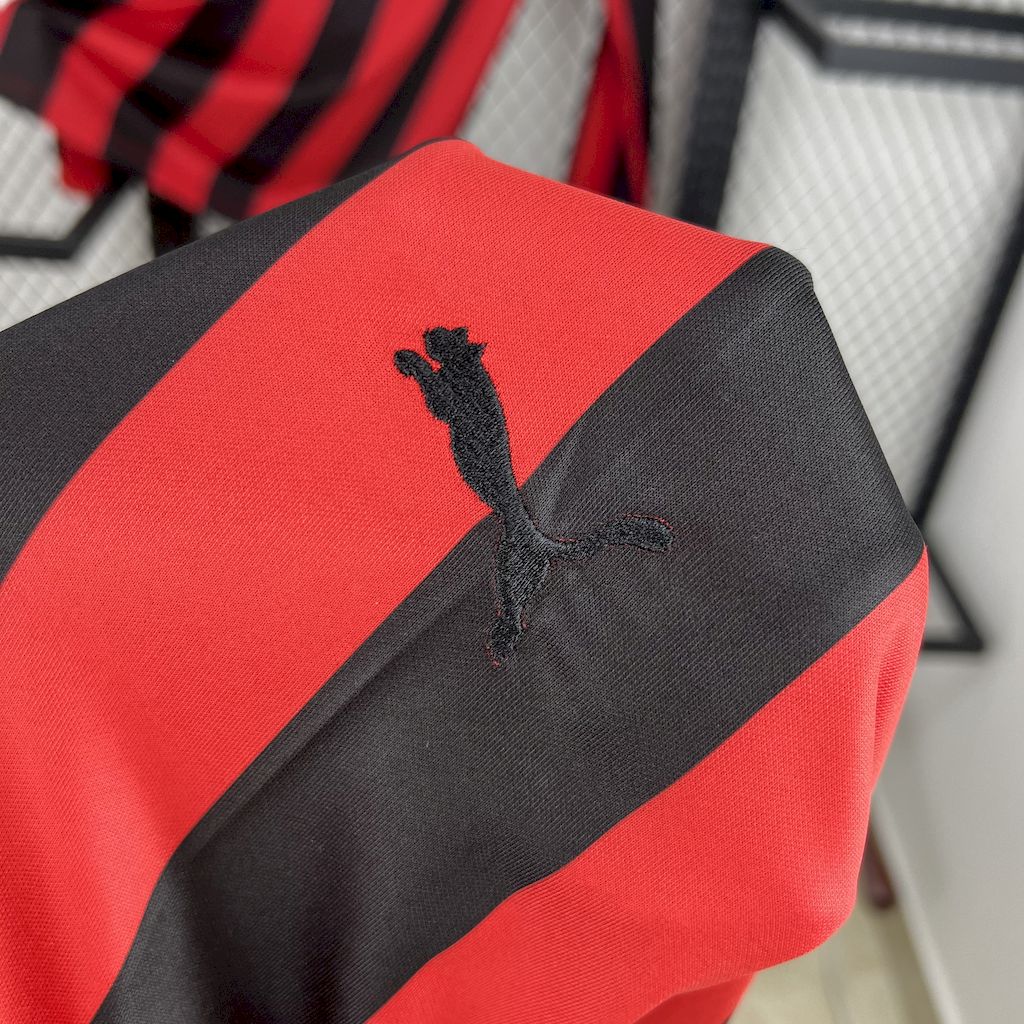 AC Milan  Maillot Foot 2024 2025  Manches Longues
