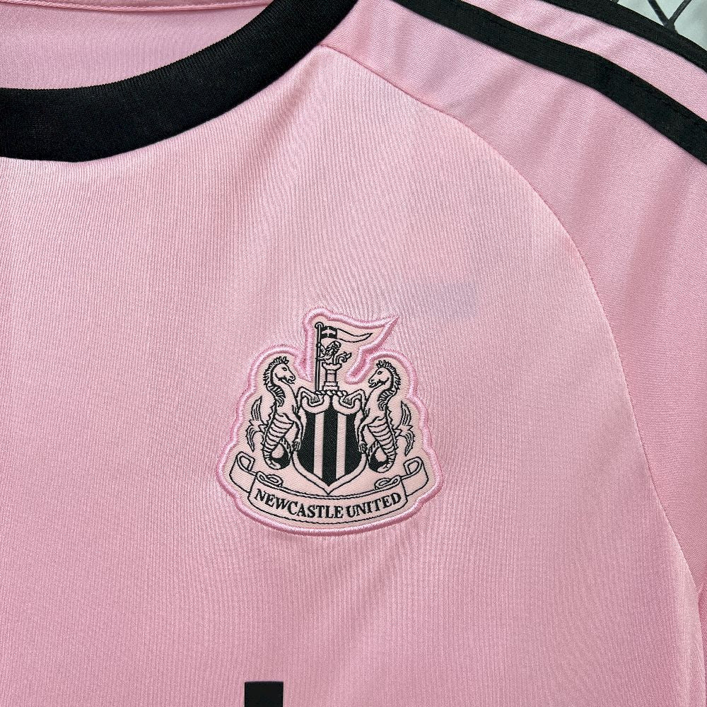 Newcastle maillot foot rose 2026 2027