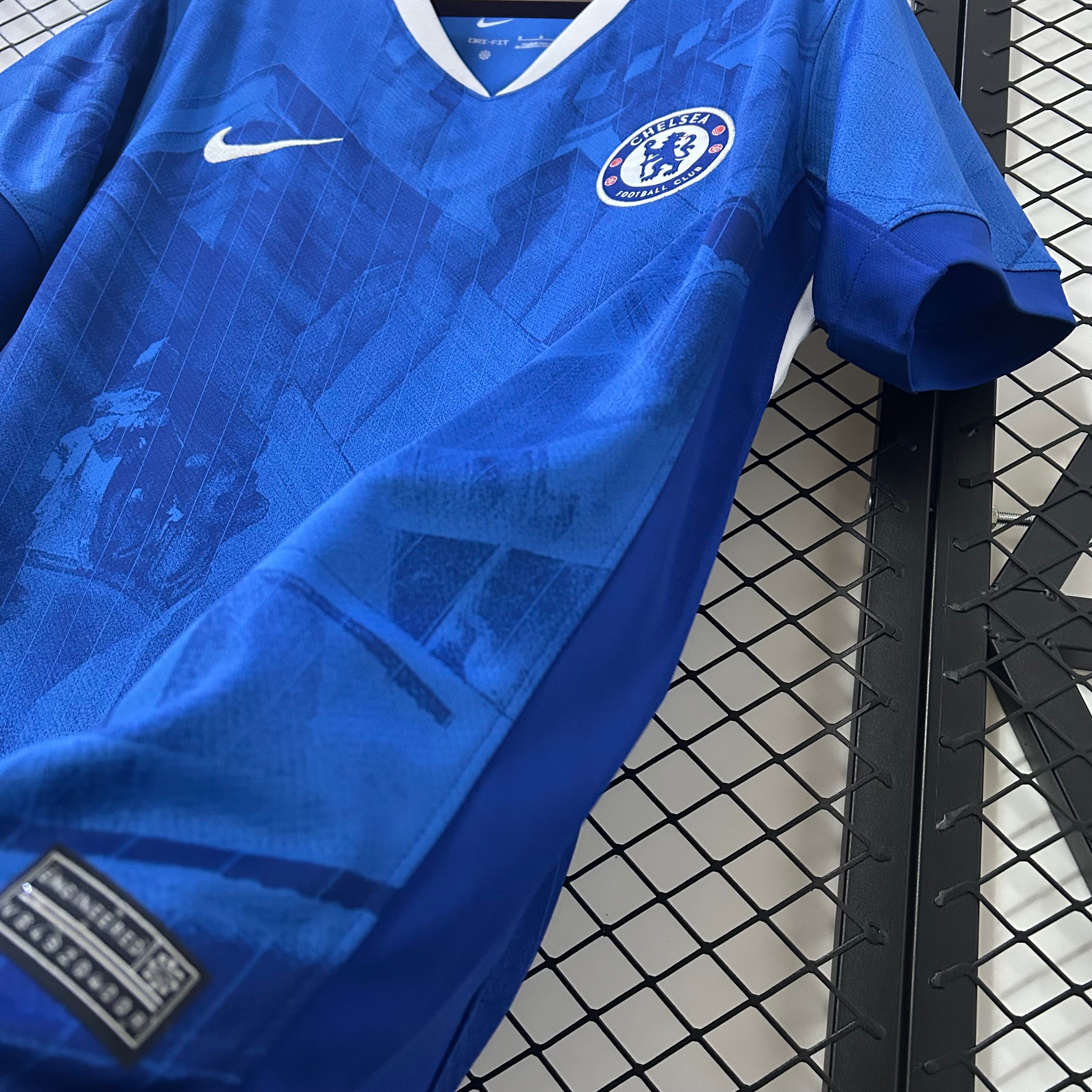 Chelsea maillot foot domicile 2025 2026