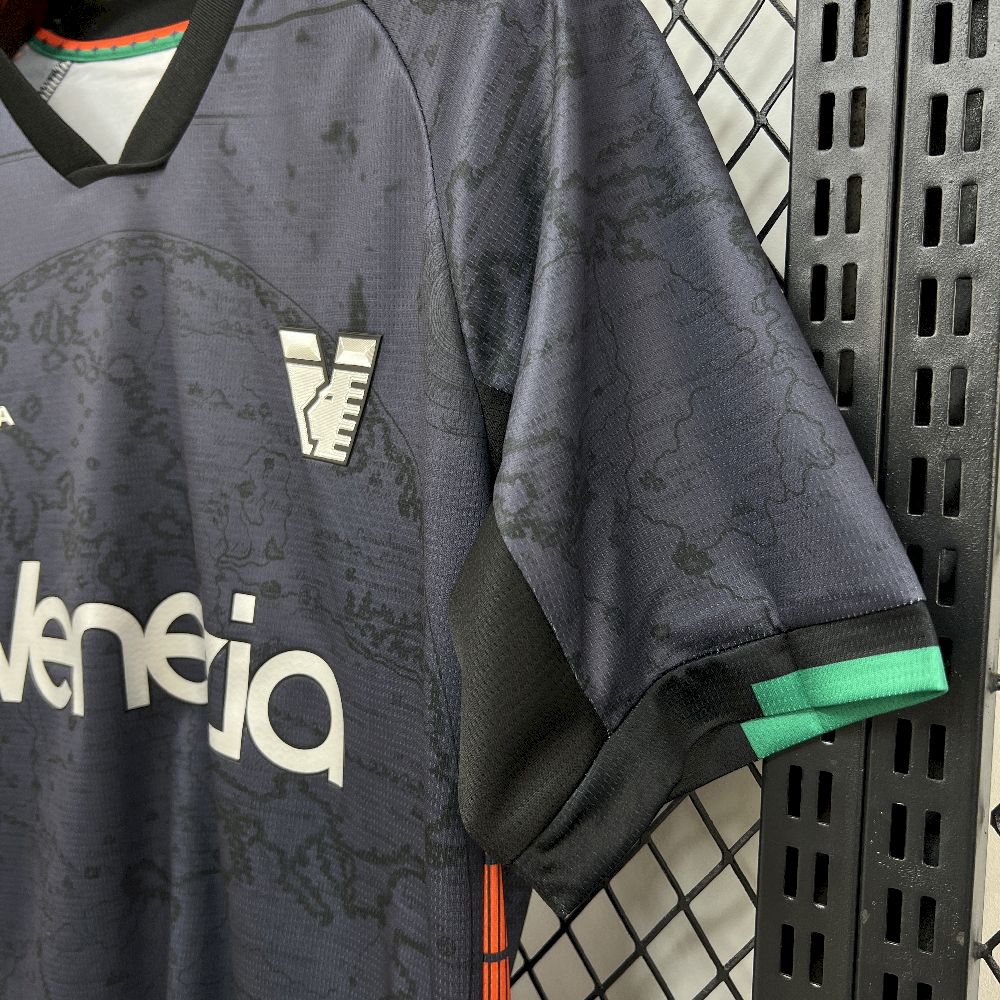 Venise maillot foot domicile 2025 2026