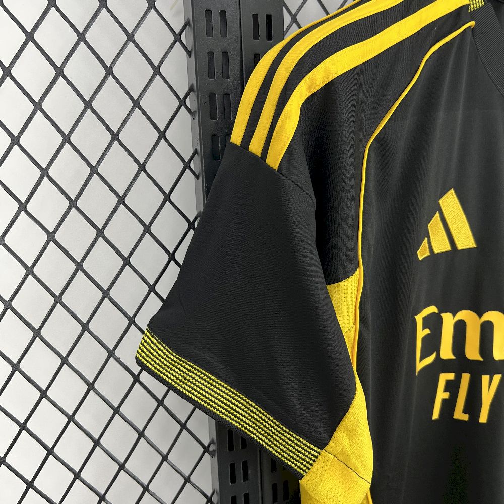 Real Madrid maillot foot 2025 2026