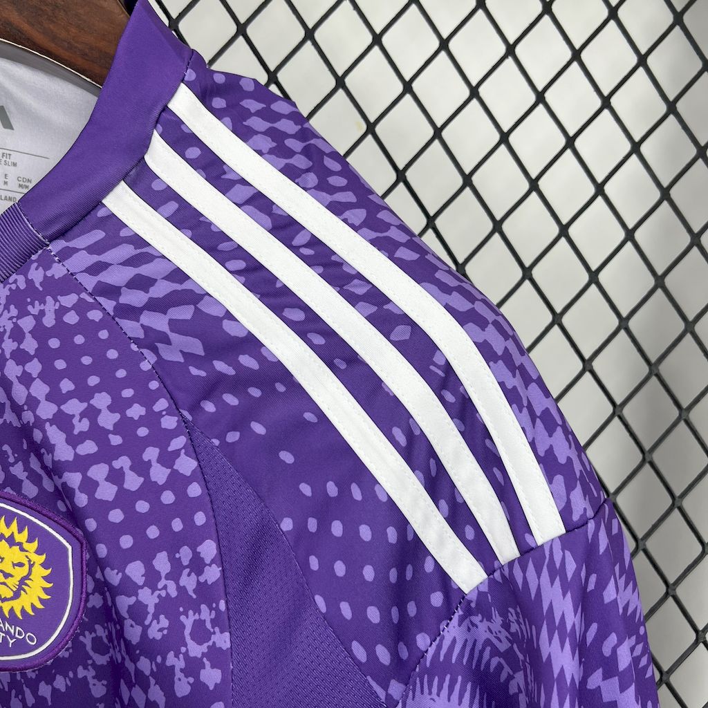 Orlando maillot foot domicile 2026 2027