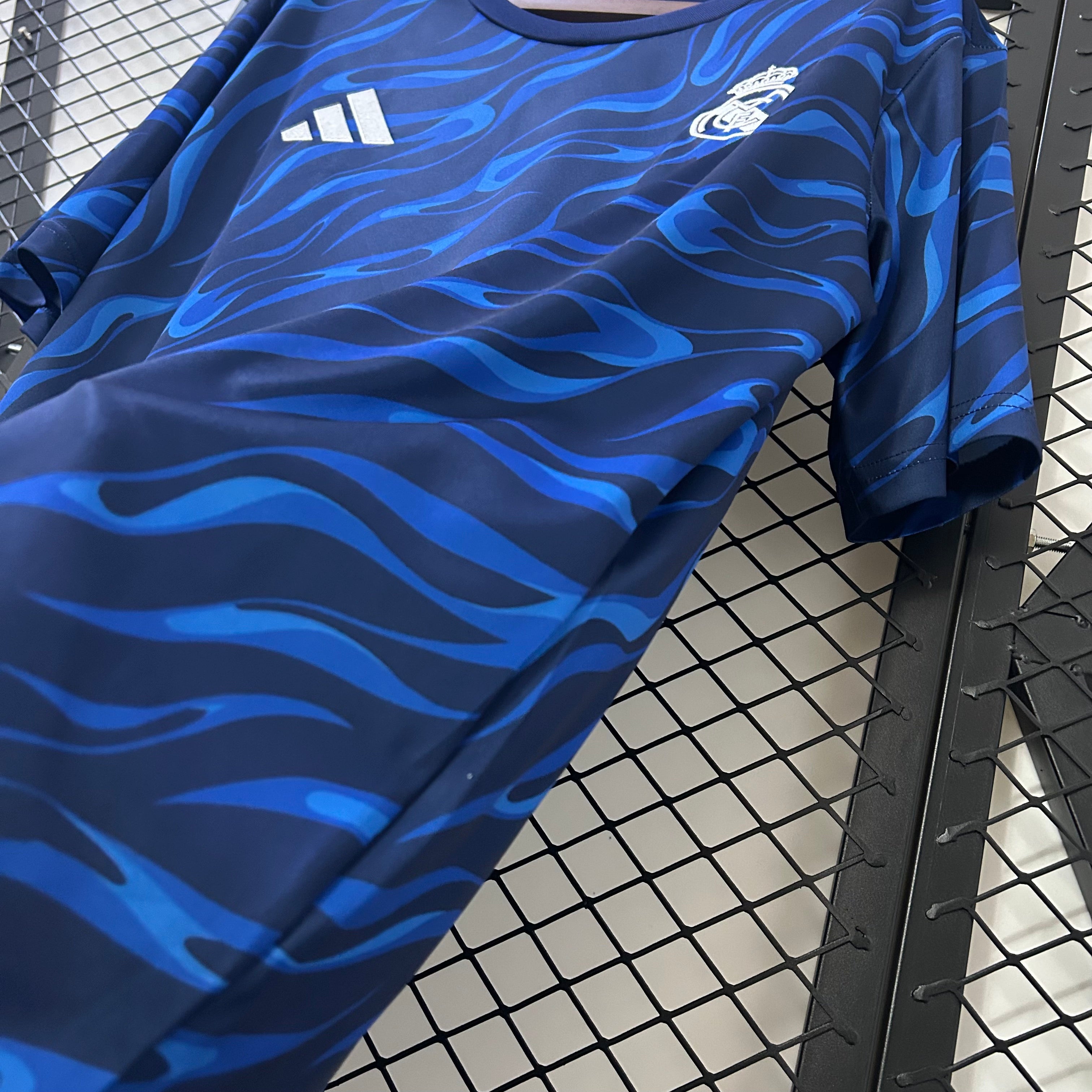 Real Madrid maillot foot entraînement 2025 2026